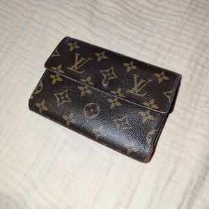 Louis Vuitton Pochette Passport Monogram Wallet